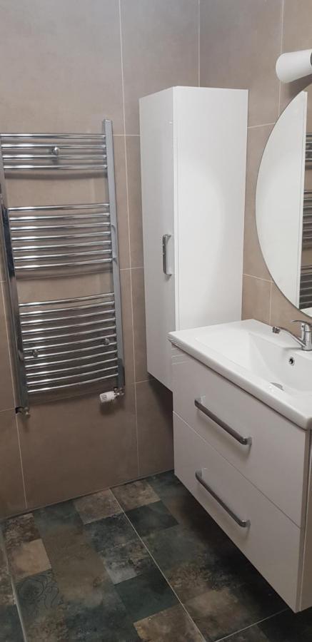Apartman Greenside Michalovce Exterior foto