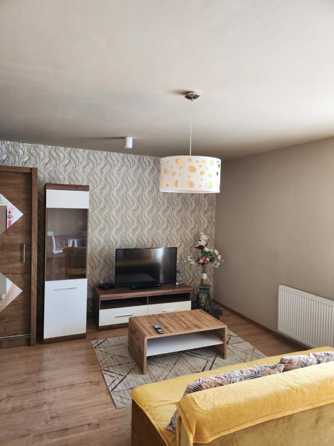 Apartman Greenside Michalovce Exterior foto